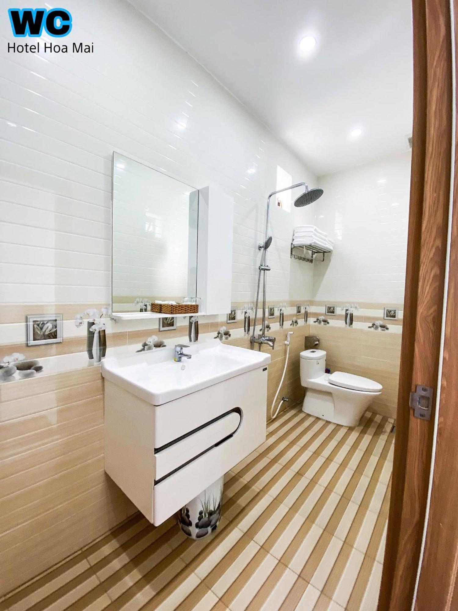 Hotel Hoa Mai Кон Дао Екстериор снимка